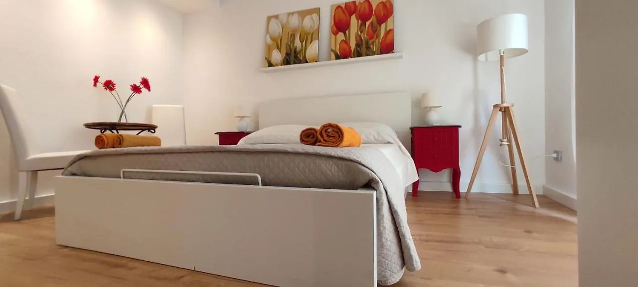 לינה וארוחת בוקר Krly Rooms קליארי