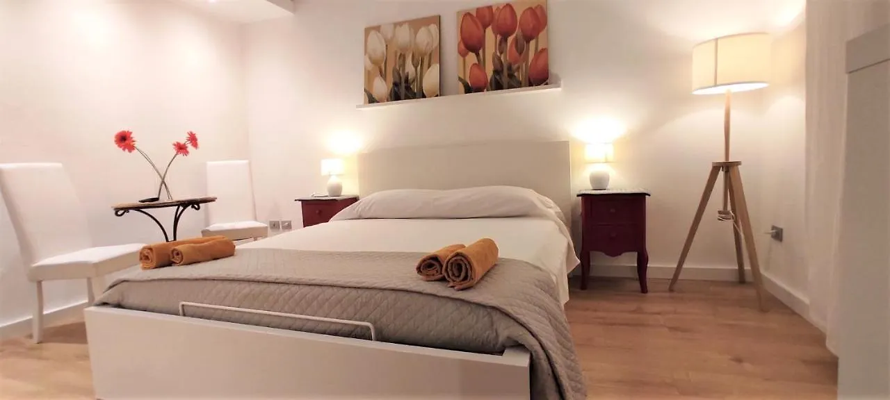Krly Exclusive Rooms Cagliari Guest house